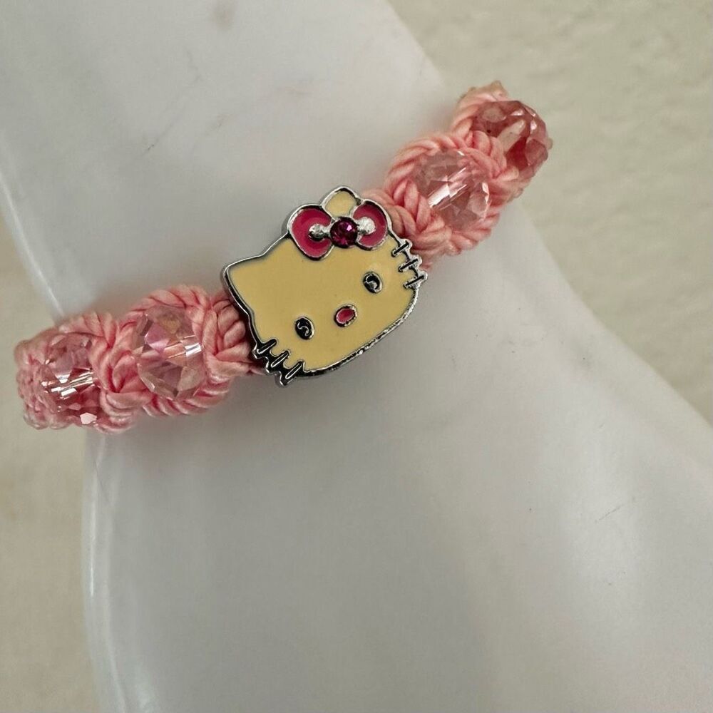 Hello Kitty macrame adjustable bracelet